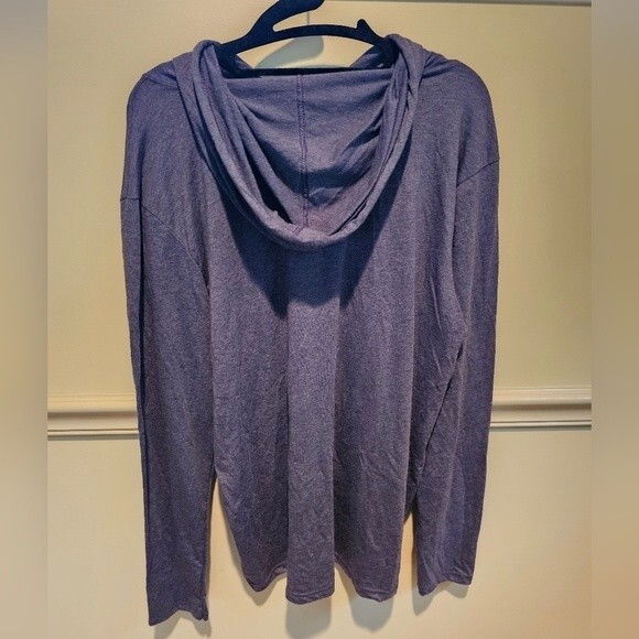 Anvil Lightweight Long Sleeve Hooded T-Shirt Grey says "Level 18 Complete" Large - Picture 2 of 4